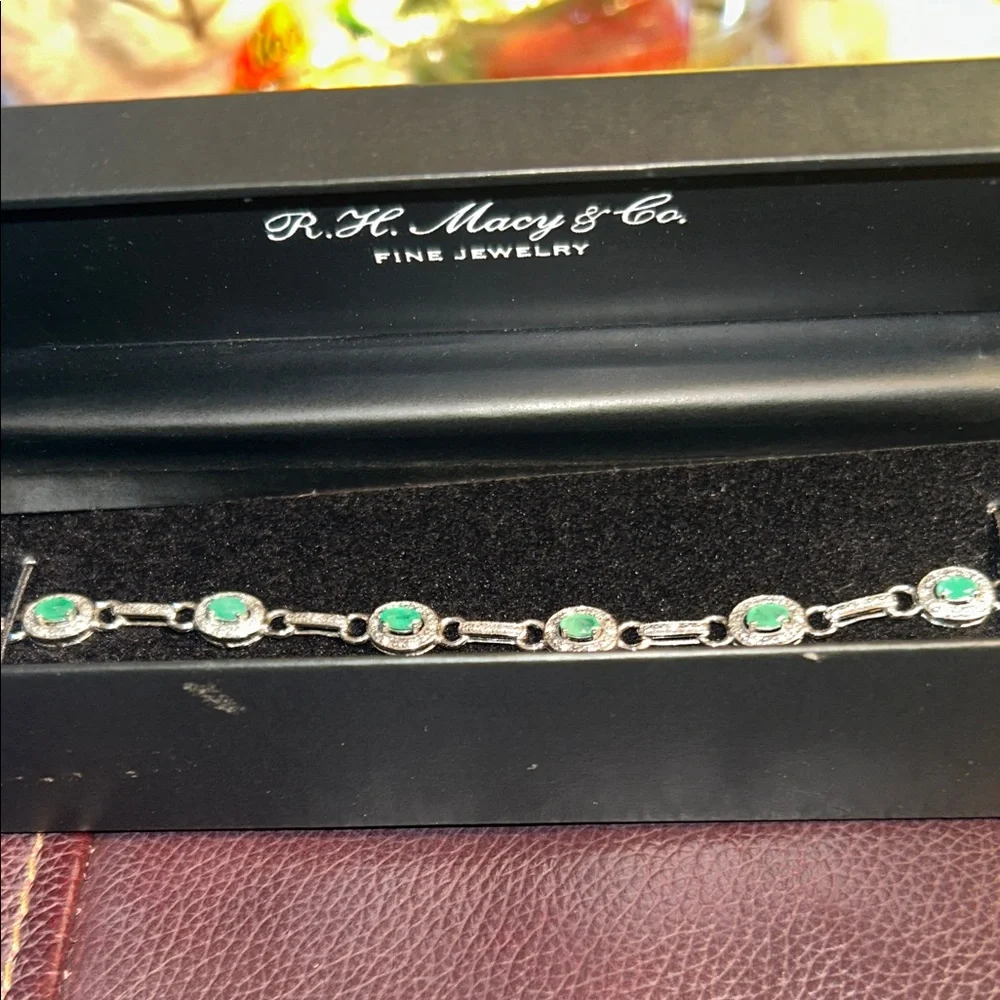 Macy Precious Gemstones Emerald Bracelet 7 1/2 in SS EM 2 DIA 1/4 OVL Send Offer - Picture 5 of 6